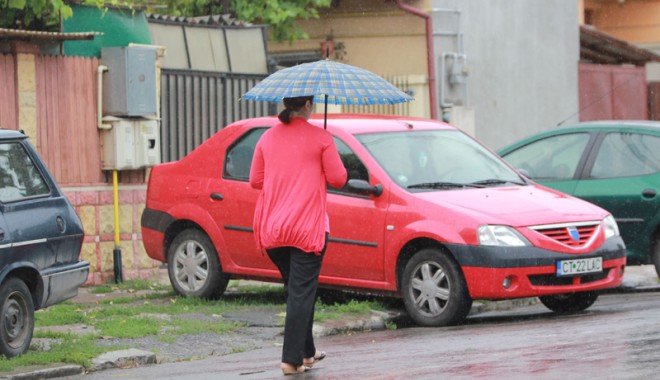 Ploaie moderată și maxime de 19 grade Celsius, astăzi, la Constanța - vremeploioasa2-1377712047.jpg