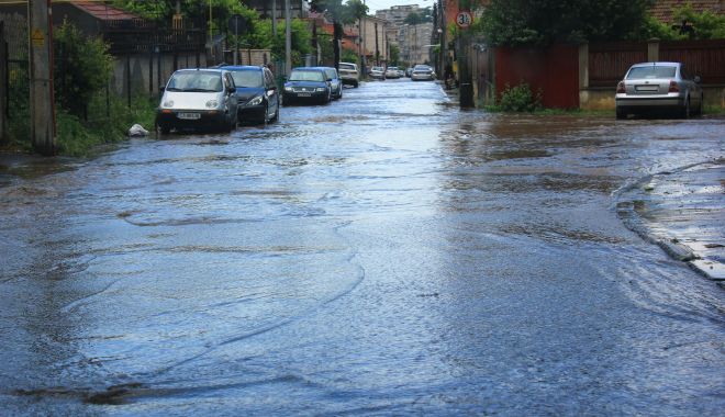 Vreme schimbătoare la Constanța. Mai multe avertizări, emise de meteorologi. Unde puteţi semnala, dacă aveţi probleme - vremeschimbatoare-1624364266.jpg