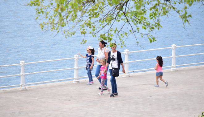 Vreme frumoasă și caldă la sfârșit de săptămână - vremeweekend-1632504849.jpg