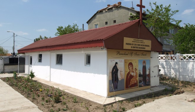 Moaștele Sfântului Nectarie ajung astăzi la Mihail Kogălniceanu - vt140521-1329834409.jpg