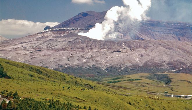 Vulcanul de pe muntele Aso din Japonia a erupt - vulcanuldepemuntele-1634736875.jpg