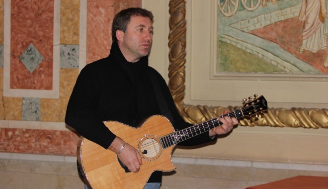 De ziua românilor ne întâlnim cu Flacăra de Folk - walterghicolescu-1322658879.jpg