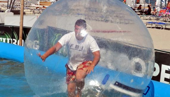 Water Ball, distracție  în 