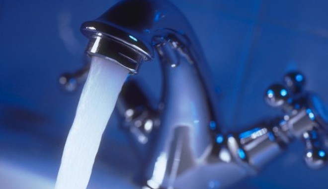 Centrul Constanței,  fără apă rece, astăzi - watertap1814084-1385615056.jpg