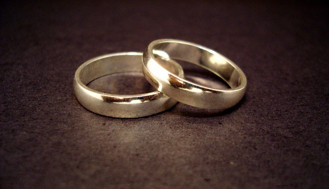 Nunți de aur sărbătorite la Medgidia - weddingrings-1333713008.jpg