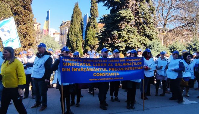 Nemulțumirile cadrelor didactice constănțene, aduse la cunoștința prefectului - whatsapp-image-20230314-at-14111-1678796218.jpeg