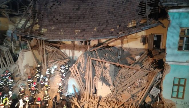 Intervenție contracronometru a salvatorilor! Un perete al unui internat s-a prăbuşit! Trei victime! - whatsapp-image-20231218-at-17305-1702915269.jpeg