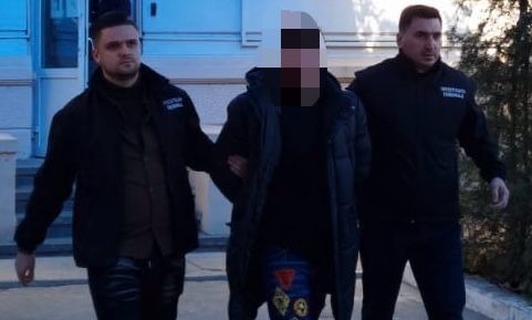Reținuți de polițiști, după ce au furat telefonul unui minor de 14 ani - whatsapp-image-20240116-at-16082-1705414127.jpeg