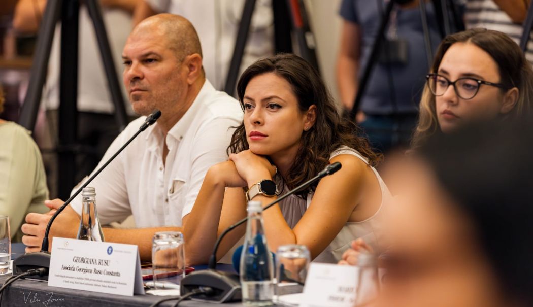 Proiectul „Zâmbet strălucitor: Educație pentru dinți sănătoși”, promovat la Conferința de prezentare a studiului CMSR privind situația sănătății orale în România