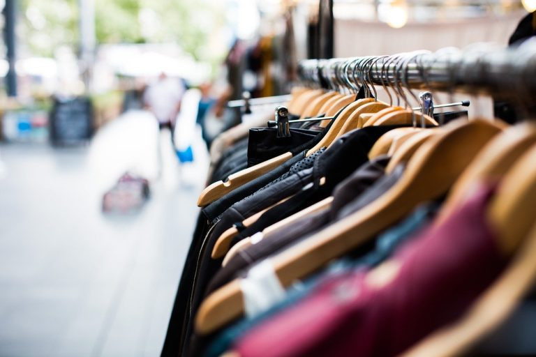 ANPC a controlat peste 1.000 de comercianți de produse textile și a dat amenzi usturătoare - whatsapp-image-20241016-at-09254-1729060011.jpeg