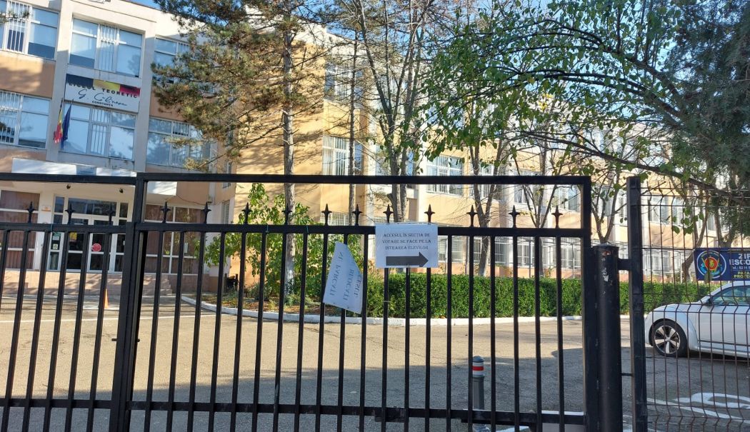 Optzeci de posibile incidente raportate până la ora 14.00 la secţiile de votare din toată ţara