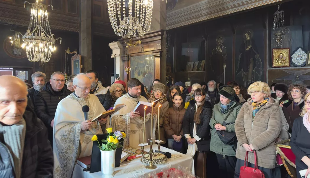 Comunitatea Elenă Elpis sărbătorește Vasilopita la Biserica Greacă din Constanța - whatsapp-image-20260111-at-11581-1768125878.webp