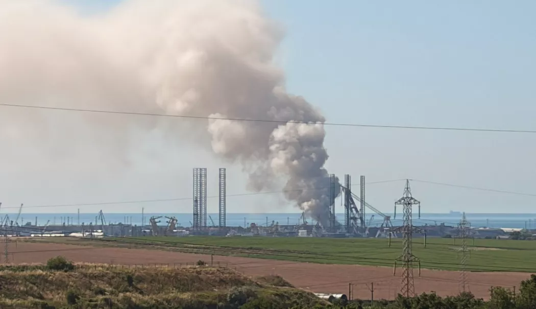 Incendiul din Portul Agigea a fost lichidat. Aproximativ 2.000 de tone de gunoi și fier vechi au ars - whatsapp-image-20260628-at-40315-1782651958.webp