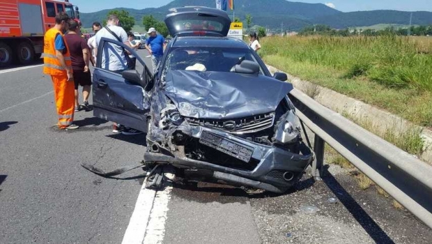 Accident pe DN1. Șase persoane, între care și doi copii, au fost rănite - whatsappimage20190626at125305544-1561547956.jpg