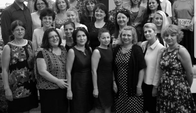 Foștii colegi ai prof. Mădălina Ivănescu îi aduc un pios omagiu - whatsappimage20210626at125336-1624703670.jpg