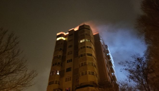 VIDEO/ S-A DAT ALARMA ! ARDE ACOPERIŞUL UNUI BLOC DIN CONSTANŢA! - whatsappimage20230223at191507-1677172929.jpeg