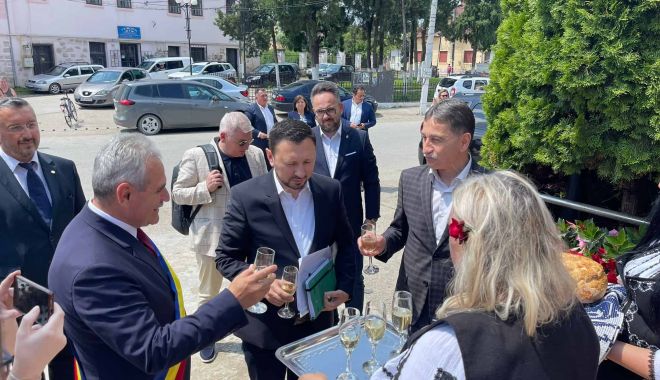 Ministrul Mediului primit cu pâine și sare în una dintre cele mai afectate comune de inundații - whatsappimage20230703at122412e16-1688391286.jpeg