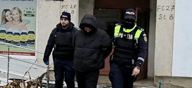 Tânărul din Poarta 6, acuzat că și-a ucis mama, a fost trimis în judecată pentru omor calificat - whatsappimage20260119at155905-1770887225.webp