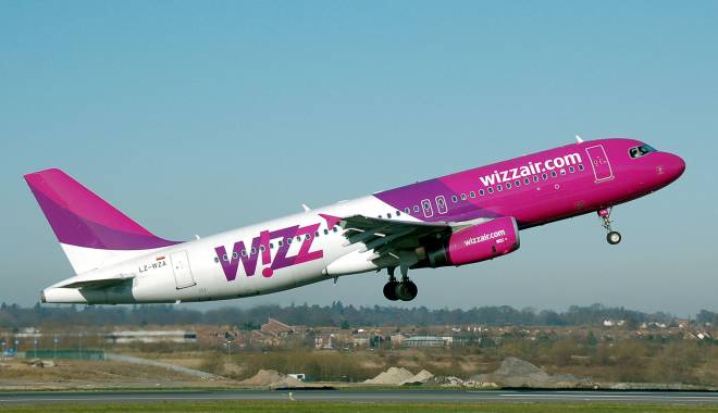 Anunțul Wizz Air pentru România: Compania lansează o nouă cursă - whizzaira320200lzwzaleavesground-1443611067.jpg