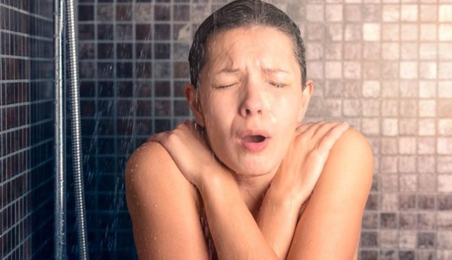 Avarie pe rețeaua de transport. Zona Faleză Nord a rămas fără apă caldă și căldură - whydoihavenohotwater1280x720-1647325676.jpg