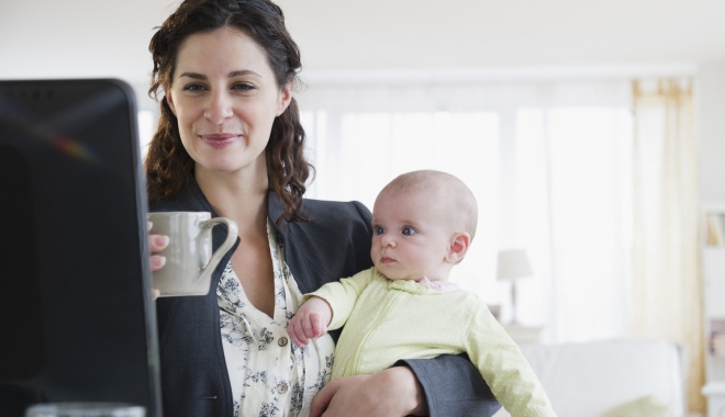 Principalele noutăți din legea indemnizației pentru mame. Câți bani primesc mămicile care se întorc mai repede la muncă - workingmom-1461047979.jpg