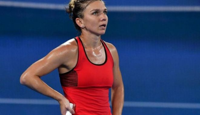 Tenis / Simona Halep s-a calificat în sferturile turneului Australian Open - wtabeijingsimonahalepforcedtoret-1613297601.jpg
