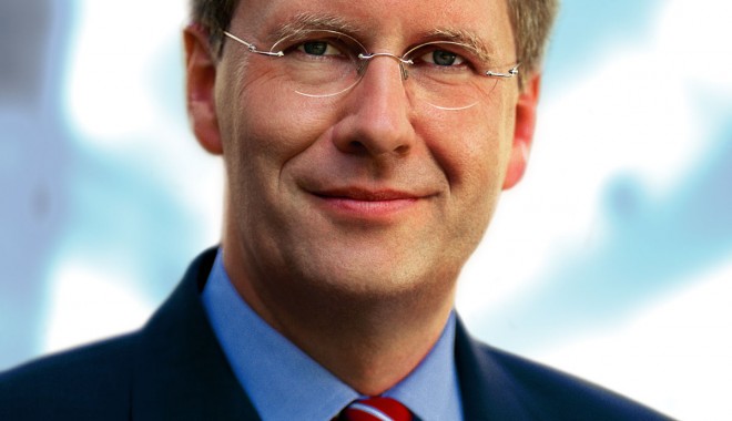 Președintele Germaniei, Christian Wulff, a demisionat în urma scandalului de corupție - wulff-1329494061.jpg