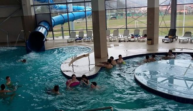 Copil de șase ani în comă după ce s-a înecat în bazinul unui complex acvatic - wwwaqualanddevaro-1545898471.jpg