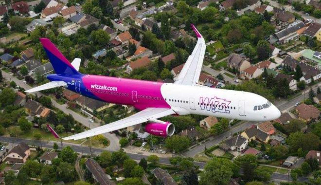 Un bărbat a murit în timpul aterizării unui avion Wizz Air, la Timișoara - wzz-1674753884.jpg