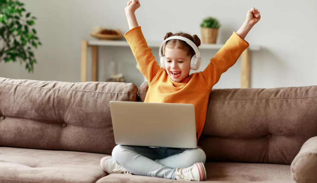 Copiii, expuși pericolelor online. Un risc ignorat care cere acțiune imediată - x-acces-internet-copii-1770375193.webp