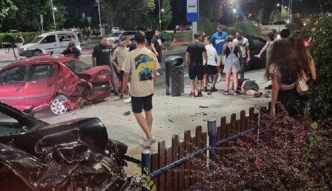 LINIUȚE pe șoseaua din stațiunea Mamaia. Patru persoane au fost rănite