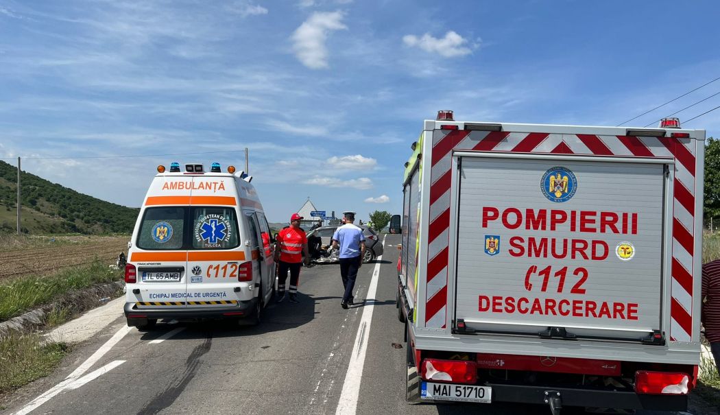 Accident cu opt persoane implicate. Ce măsuri au luat oamenii legii - x-accident-opt-persoane-1716112603.jpg