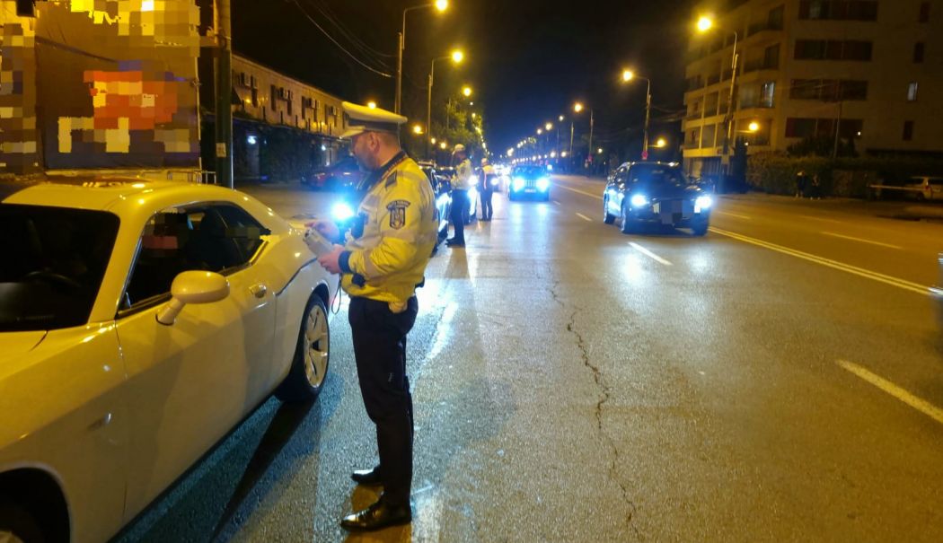 Acţiunea BLOCADA în judeţul Constanţa. Droguri găsite în maşina unui şofer tras pe dreapta - x-actiunea-blocada-1715083328.jpg