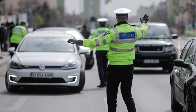Comportament agresiv în trafic, în stațiunea Mamaia. Șoferul nu avea permis și era beat! - x-agresiv-in-trafic-1693736598.jpg