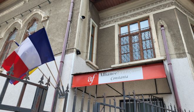 Scriitorul Daniel Cario va sta de vorbă cu elevii liceelor bilingve francofone - x-alianta-franceza-1696158813.jpg