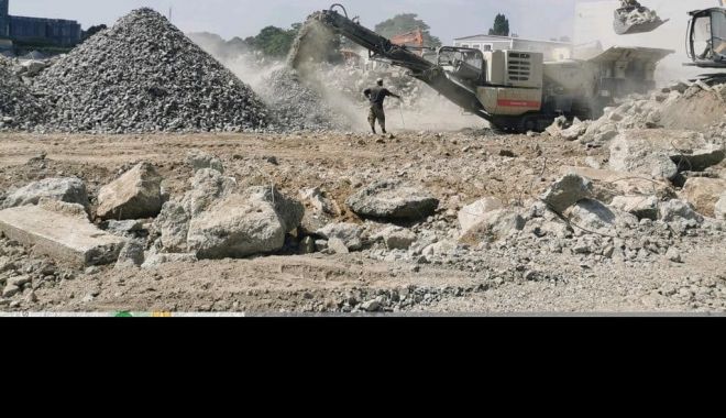 Amendă de 100.000 lei pentru societatea care realizează lucrări de demolare în zona de sub podul IPMC
