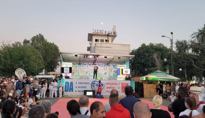 Sfaturi antidrog la o caravană sportivă, pe faleza din Eforie Sud - x-antidrug-campanie-cta1-1690794533.jpg