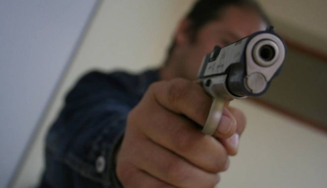 Verificări la deținătorii de arme de pe litoral - x-arma-confiscata-1695636035.jpg