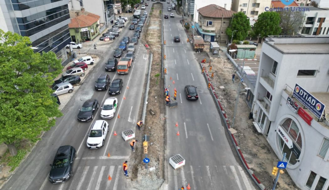 Trafic rutier restricționat în acest weekend, pe bulevardul Mamaia - x-asfaltare-1714133145.jpeg