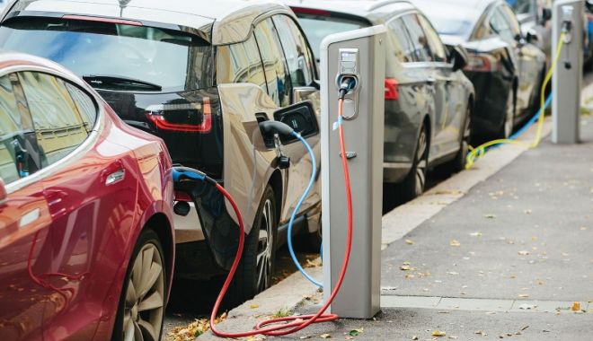 Avem maşini electrice, nu şi puncte de încărcare! - x-avem-masini-electrice-1677694994.jpg