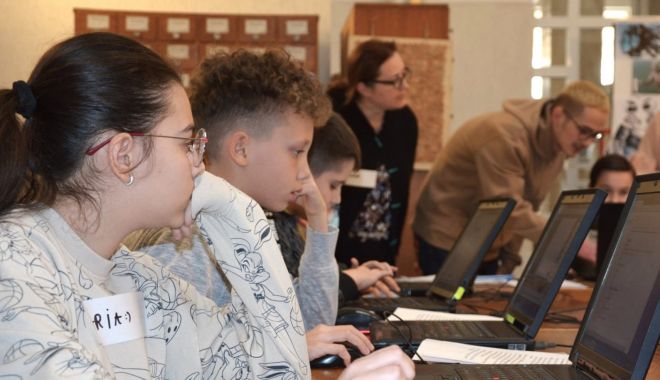 S-a dat startul înscrierilor la Clubul Code Kids, înființat de Biblioteca Județeană