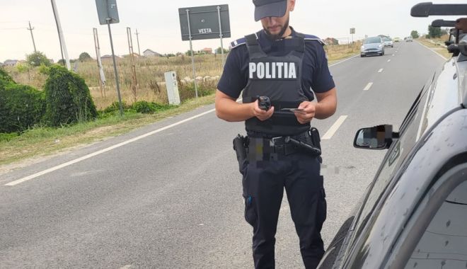 BLOCADA pe LITORAL. Șoferi depistați cu DROGURI ascunse prin buzunare! - x-blocada-psihoactive3-1690971684.jpg