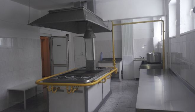 Blocurile alimentare ale școlilor, luate la puricat de Direcția Sanitară Veterinară - x-blocuri-alimentare-1695639913.jpg