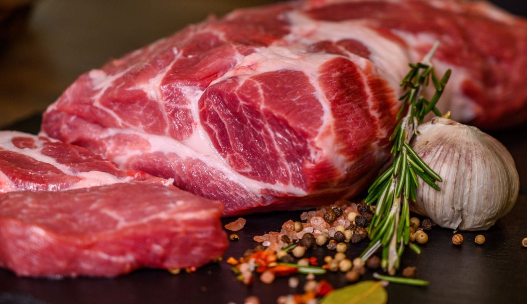 Carnea de porc trebuie testată. Mare atenție de unde o cumpărați! - x-carne-1765201119.jpg