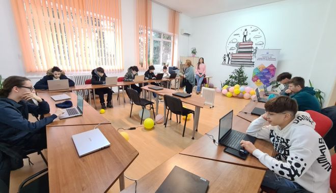 Elevii claselor a VIII-a au participat la diverse activități de consiliere și orientare școlară - x-chestionare-1702809489.jpg