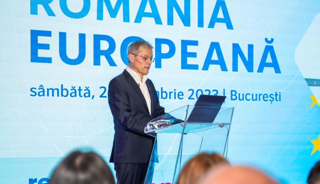 Dacian Cioloș susţine că mulţi români nu mai vor să audă de politică. „Ruptura este evidentă”