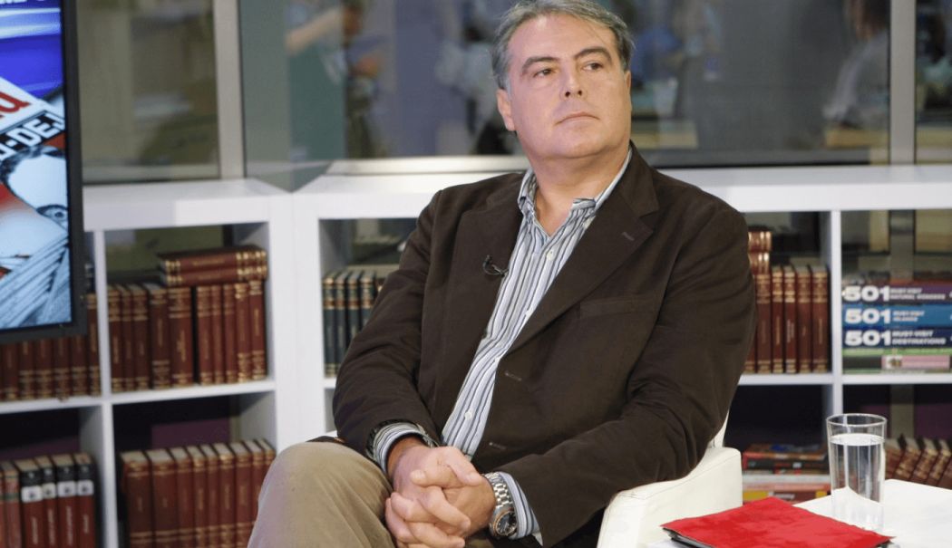 Adrian Cioroianu îşi lansează cartea la Biblioteca Judeţeană Constanţa