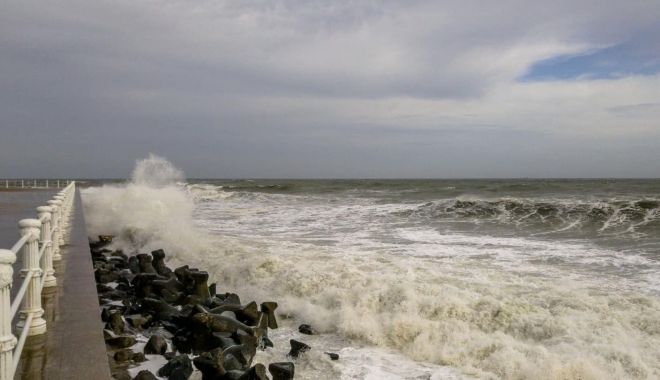 Cod galben de vânt puternic la Constanța, valabil până mâine seară - x-cod-galben-1711275424.jpg