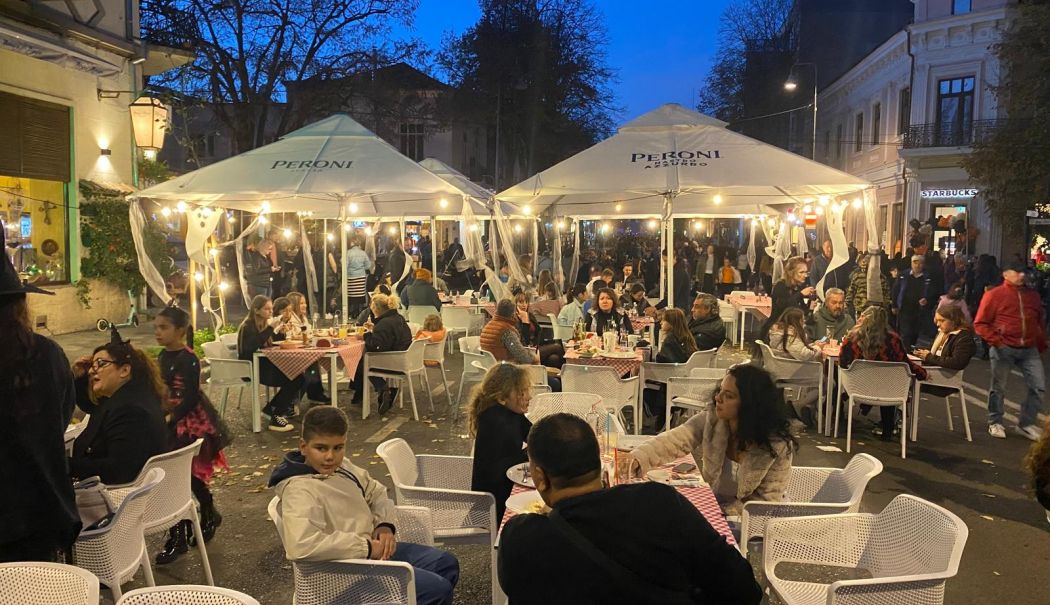 Constanța Coffee Break continuă! Lăsați mașinile acasă și redescoperiți-vă orașul - x-coffe-break-1731589156.jpg