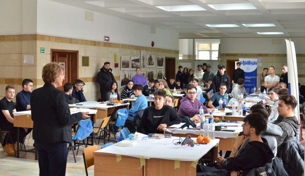 Palmaresul concursului național de creativitate inginerească „Podul de Spaghete” - x-concurs-spaghete-1733913801.jpg
